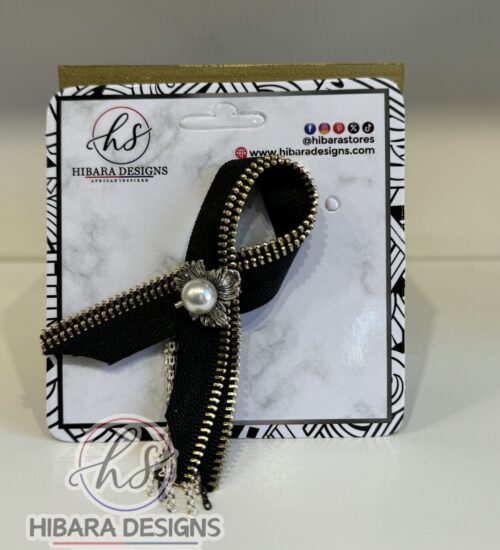 bownot pearl brooch (black)