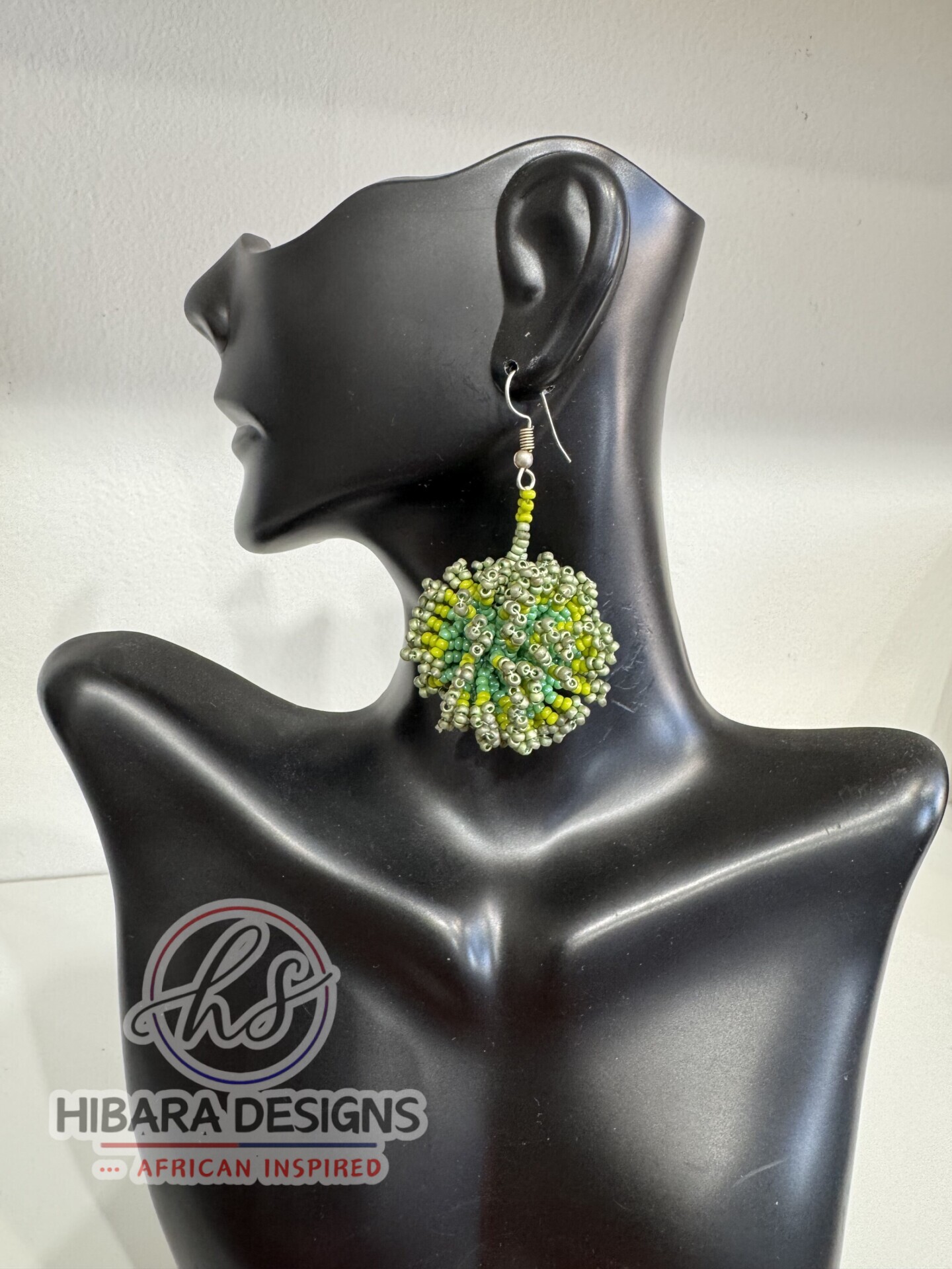 virus Beaded earrings ( green)