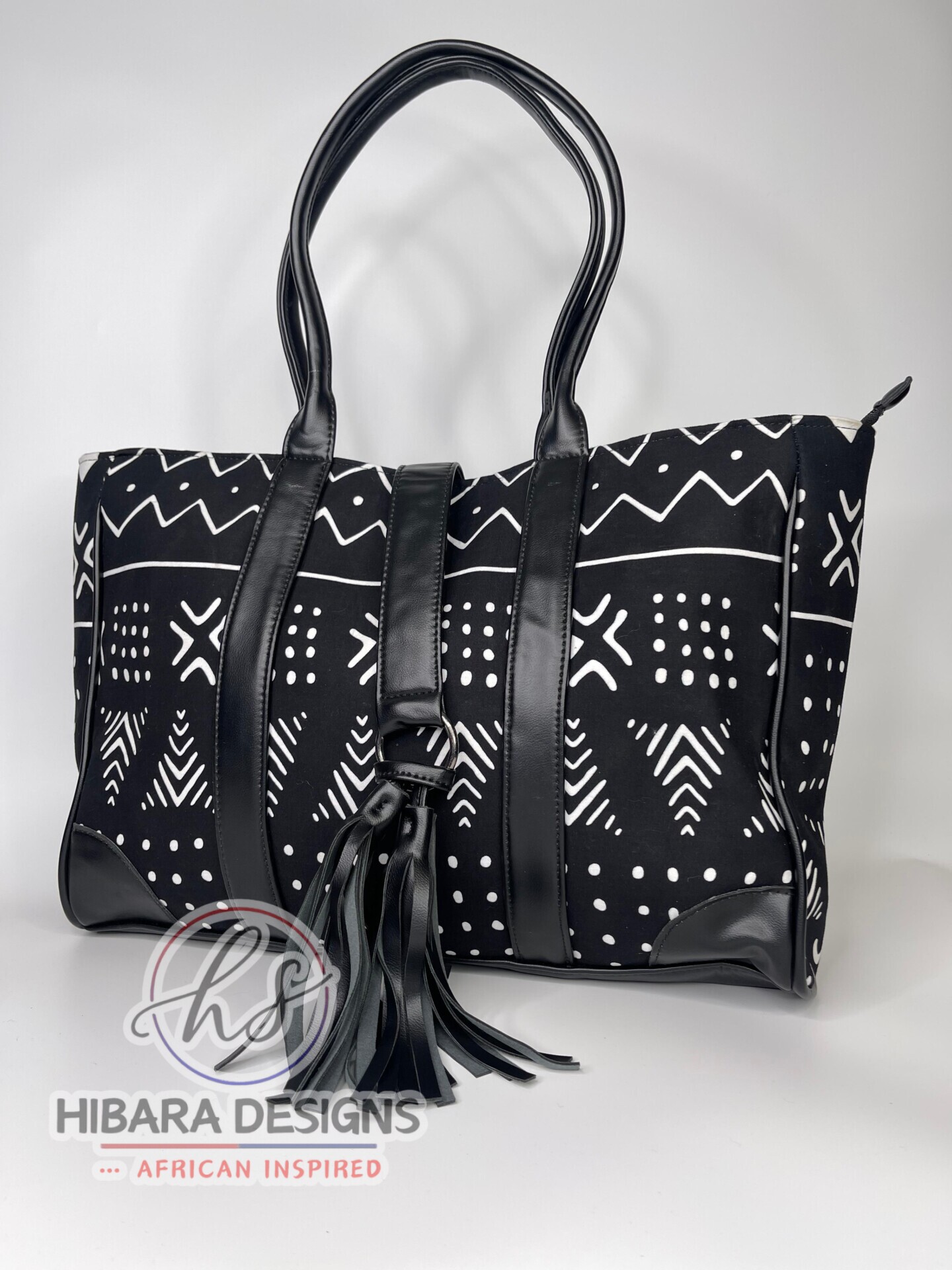 Black Totes Bag with Leather Tessel
