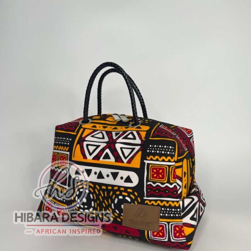 Fashion is Beauty. Beauty propels Fashion. Our signature bag can be use for multi things like as a Makeup bag, work bag, diaper and wipe holder bag etc Shop this Ankara handmade multi purpose bag. made with a beautifully patterned African prints. You can wash and re-use this bag whenever you feel its dirty. Another advantage is that this Ankara print makeup bag doesn't lock in stains from makeup products