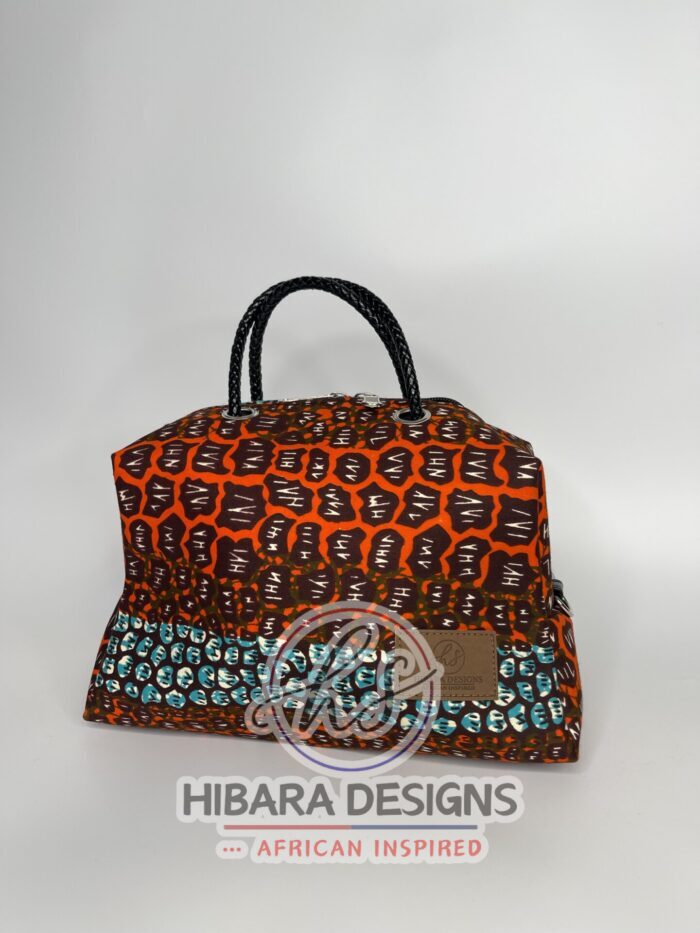 Fashion is Beauty. Beauty propels Fashion. Our signature bag can be use for multi things like as a Makeup bag, work bag, diaper and wipe holder bag etc Shop this Ankara handmade multi purpose bag. made with a beautifully patterned African prints. You can wash and re-use this bag whenever you feel its dirty. Another advantage is that this Ankara print makeup bag doesn't lock in stains from makeup products