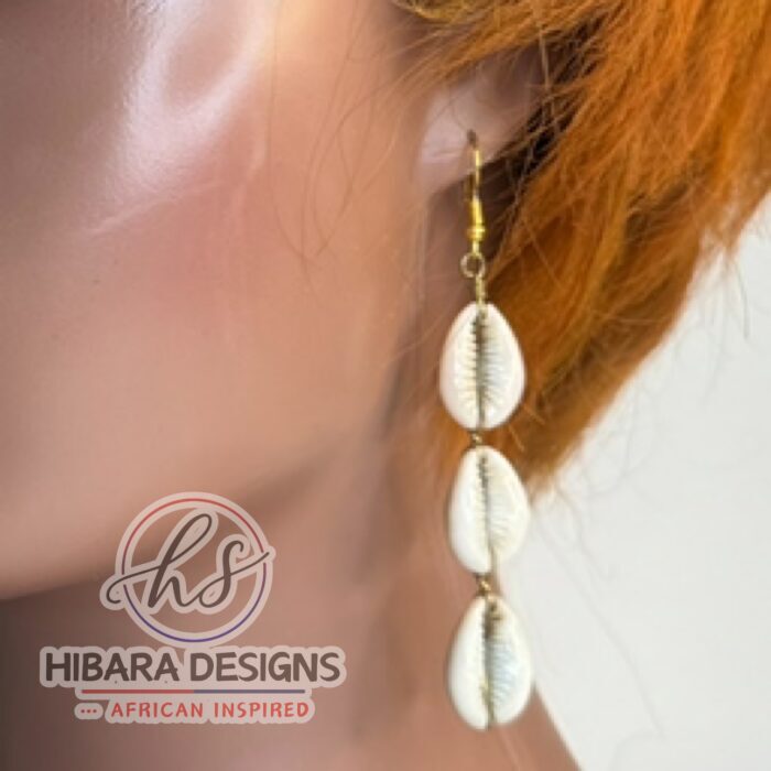 Dangling Shells Earrings